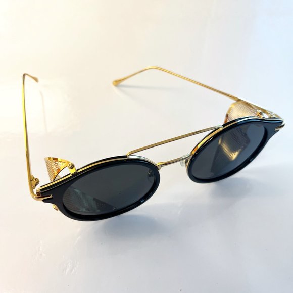 Black and Gold Steampunk Sunglasses - Picture 5 of 8